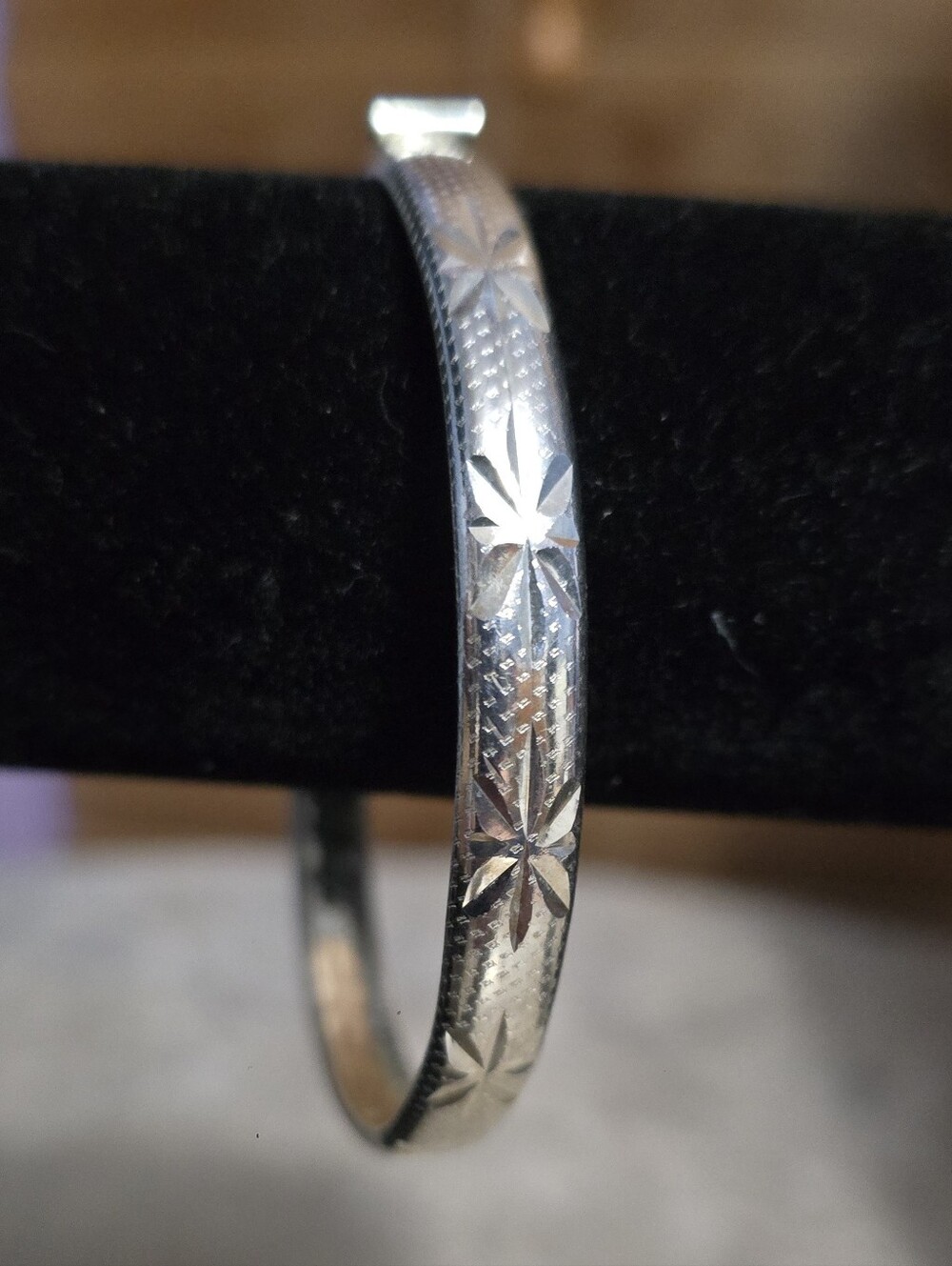 925 Sterling Silver Engraved Starburst Bangle Bracelet